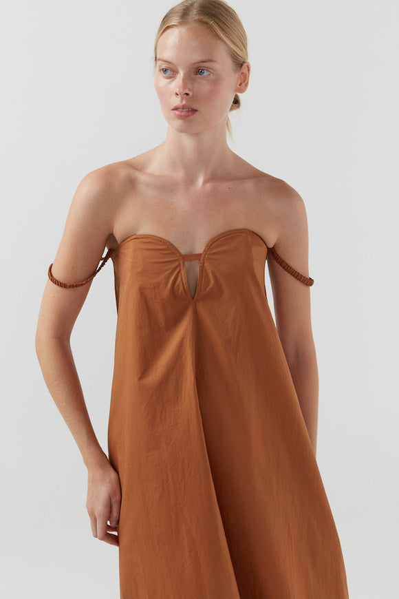 Color: Camel
