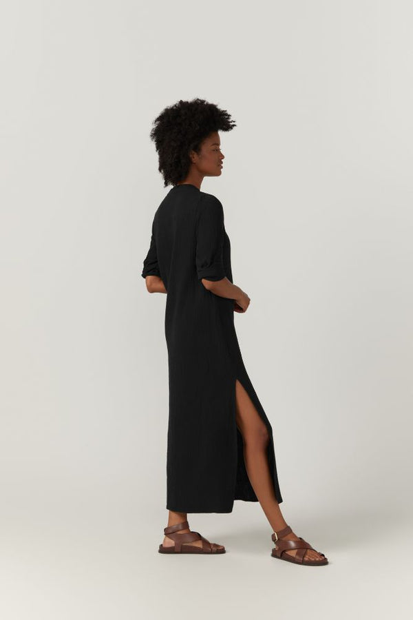 Color: black