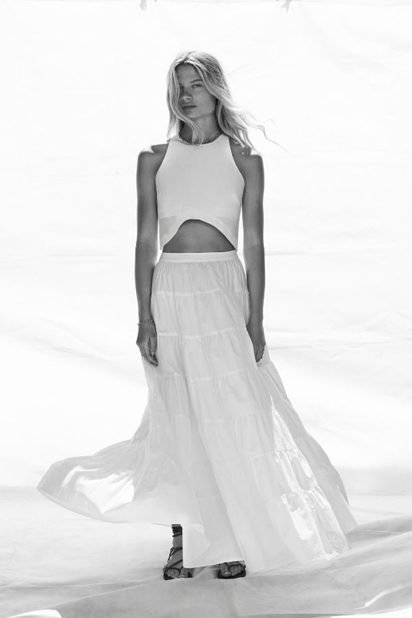 Color: white