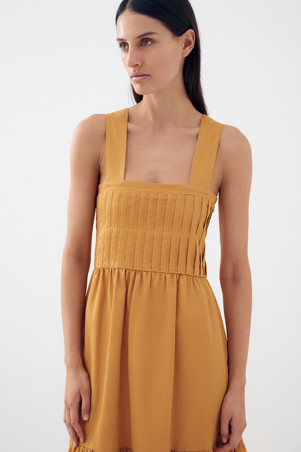 Color: Mango