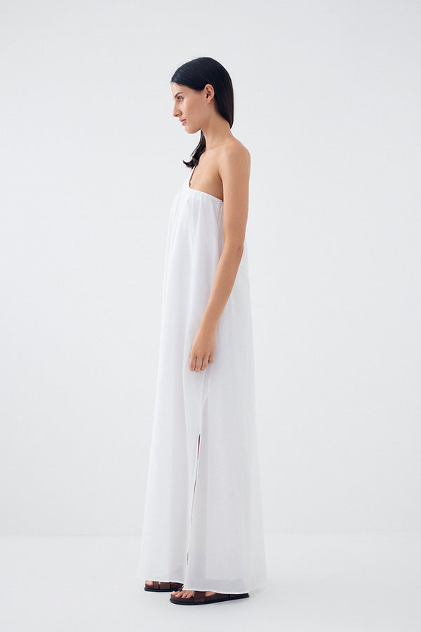 Color: white
