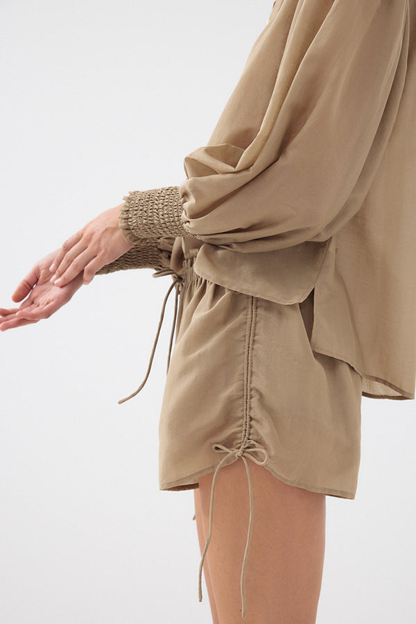 Color: Taupe
