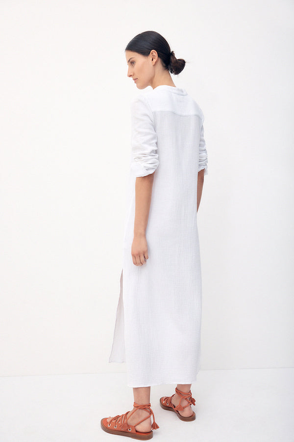 Color: White