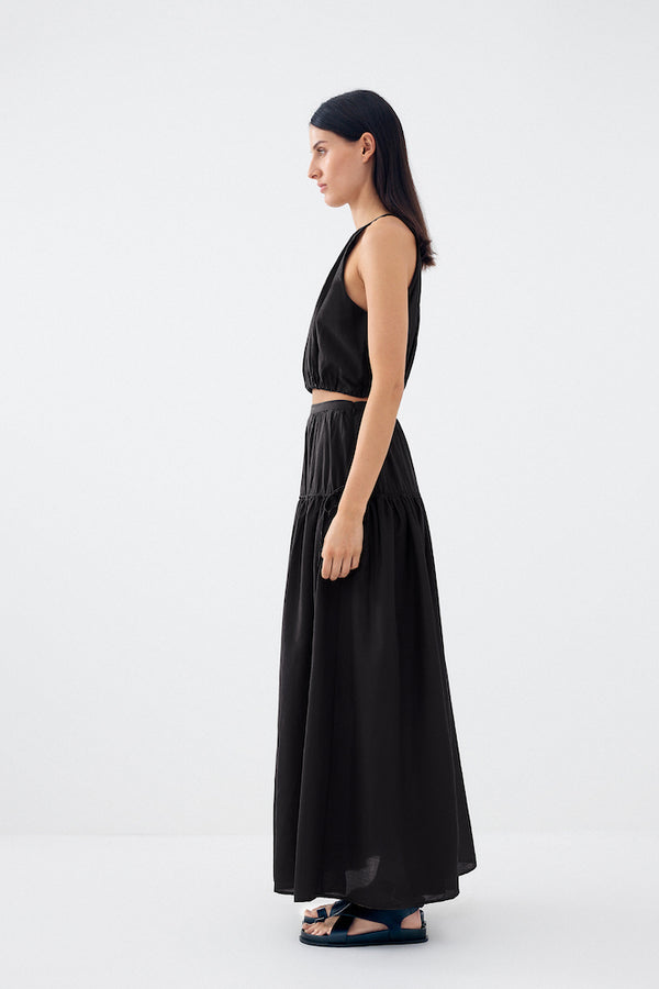 Color: Black