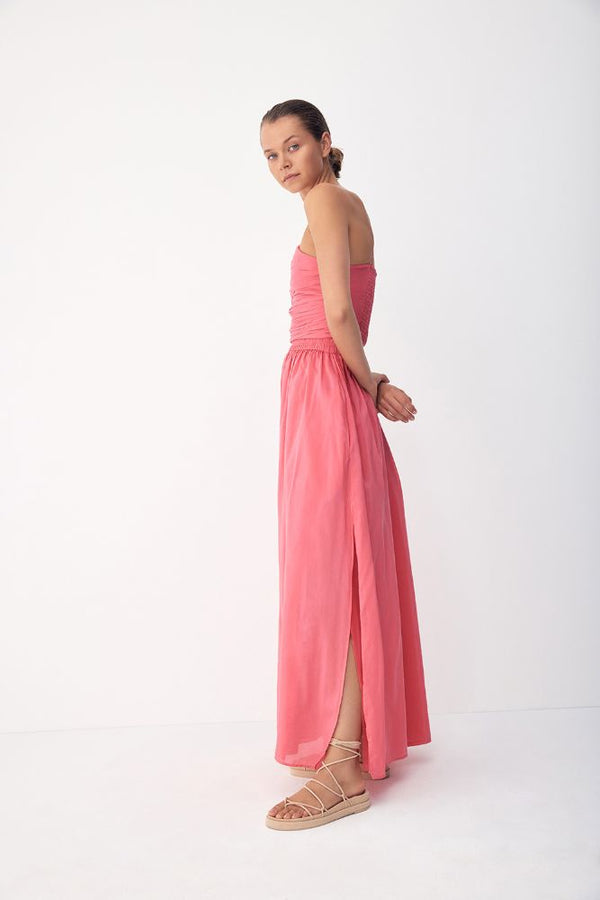 Color: Hibiscus Pink