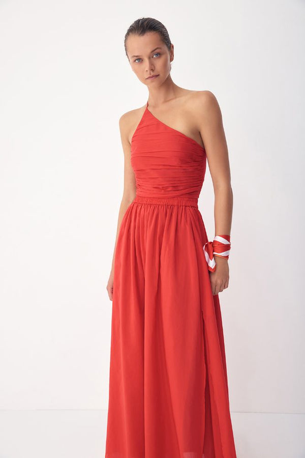 Color: Scarlet