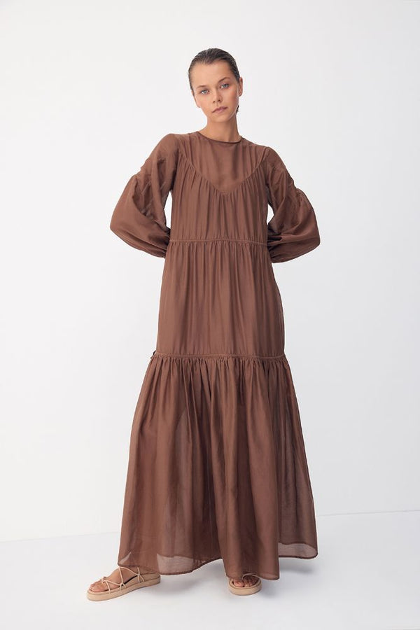 Color: Chocolate