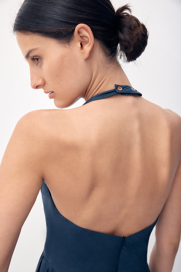 Color: Deep Blue