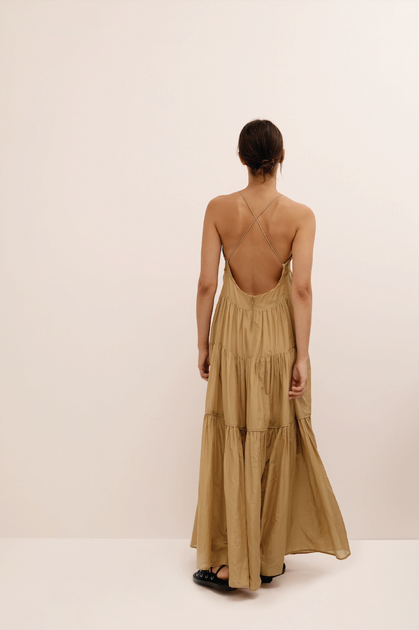 Color: Taupe