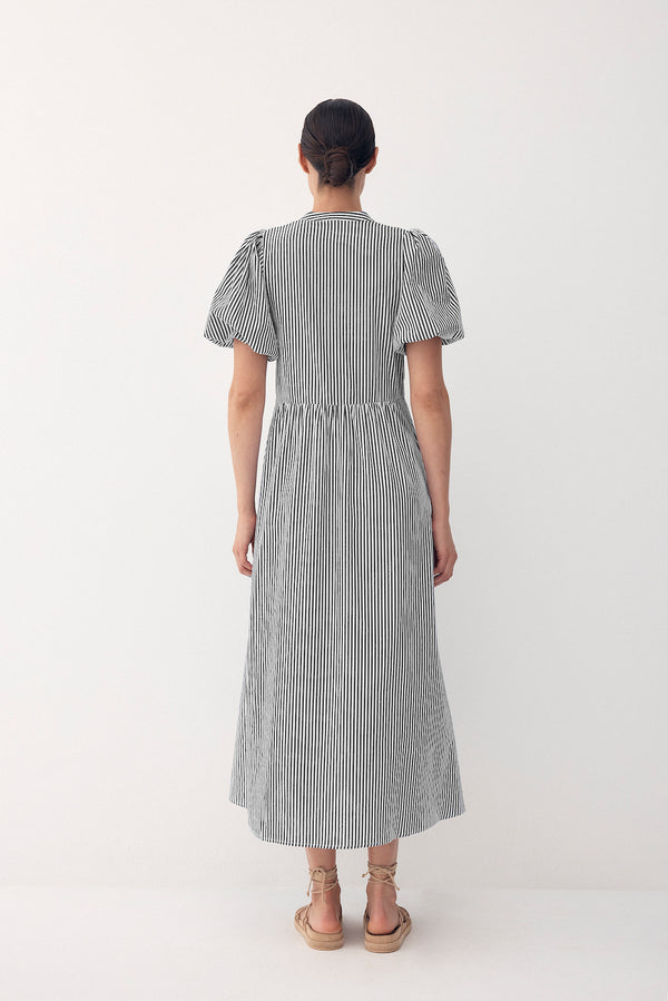 Color: black-stripe