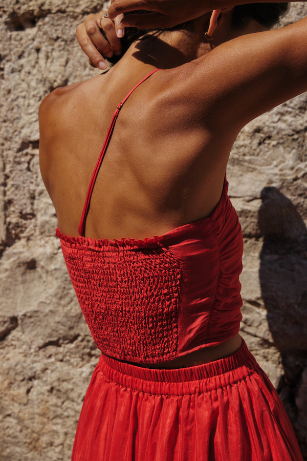 Color: Scarlet